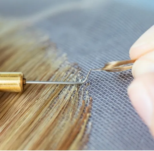 Werkstatt der Capilli Haarwerkstatt – Reparatur und Pflege